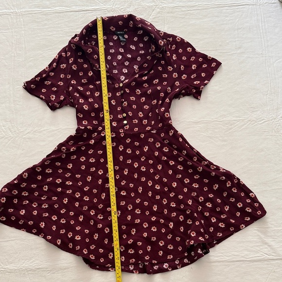 Forever 21 Juniors Burgundy Short Sleeve Button Up Floral Mini Dress Size S - Picture 10 of 13